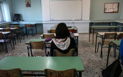 Στοιχεία σοκ για τα ελληνικά σχολεία: Το 20% των μαθητών της Δ&#039; τάξης δεν μπορούν να γράψουν μια πρόταση